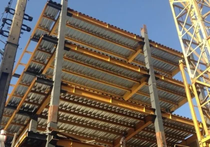 فواید استفاده از سقف عرشه فولادی